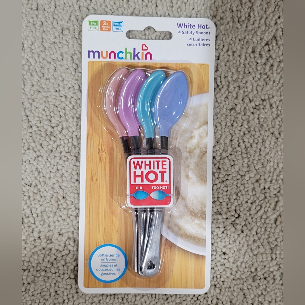 Munchkin White Hot Safety Spoons, Assorted